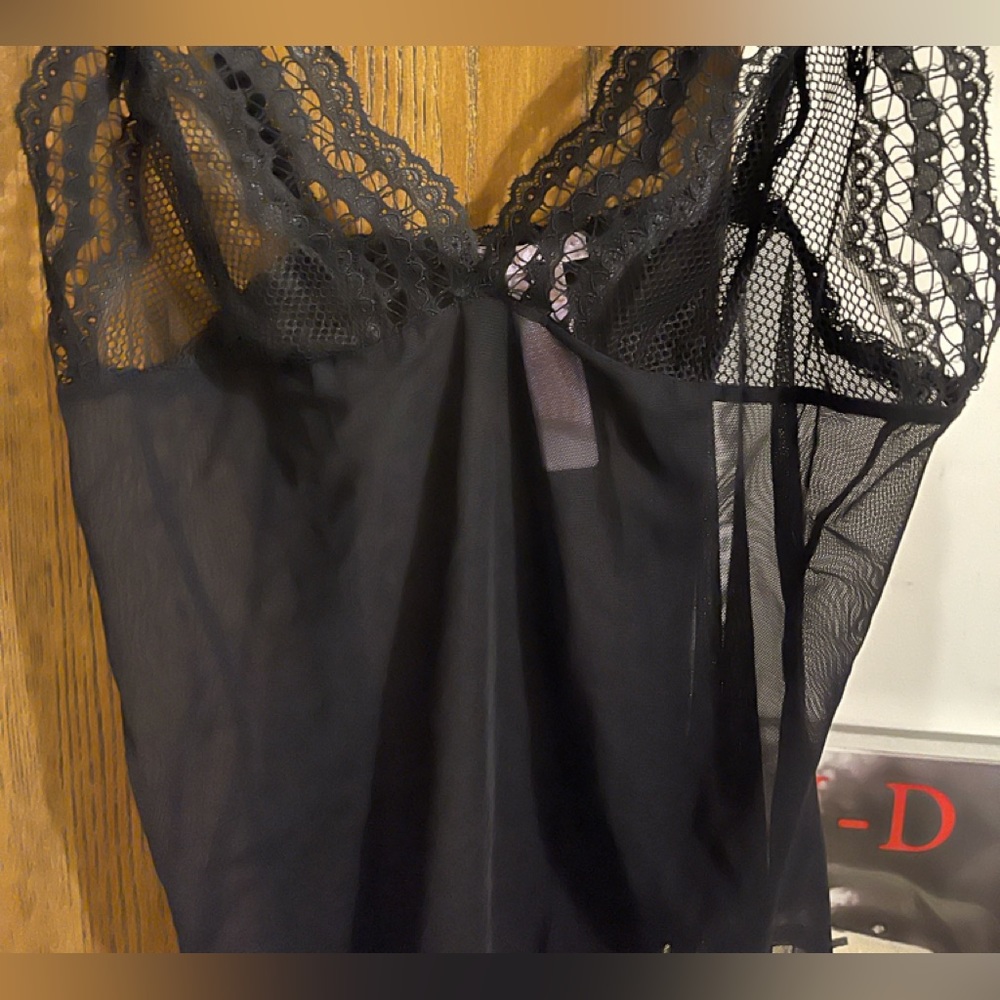 NWOT Savage X Fenty Black Lace Cami